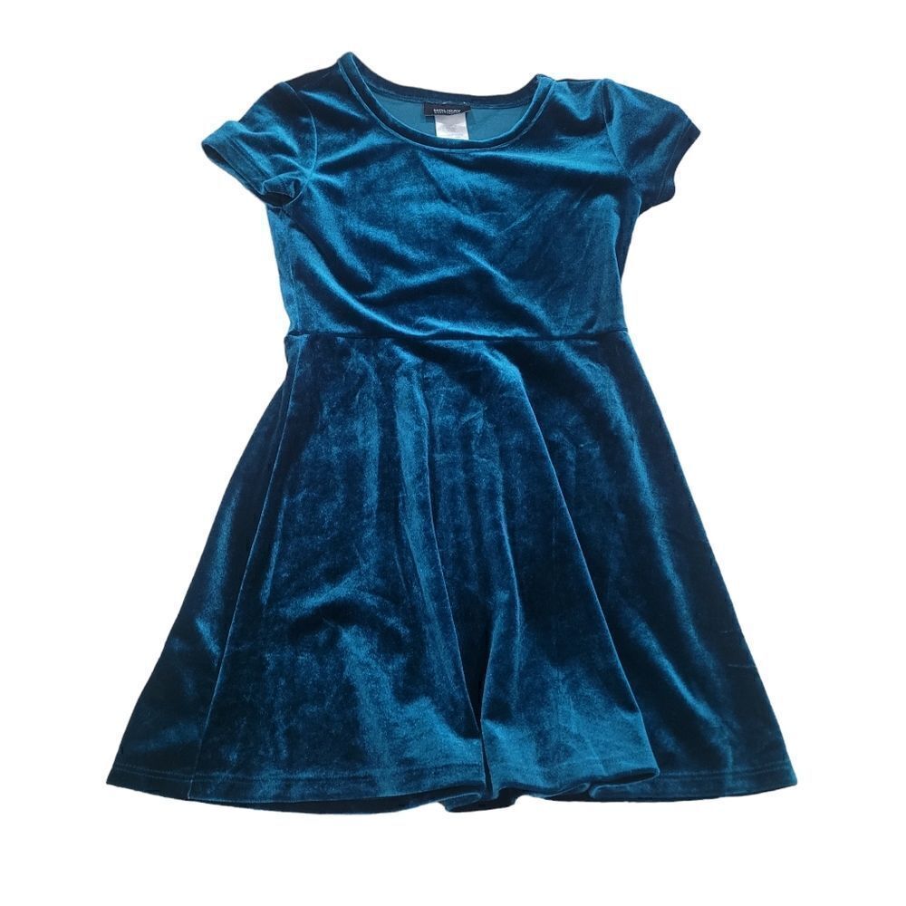 Velour holiday dress  4/5